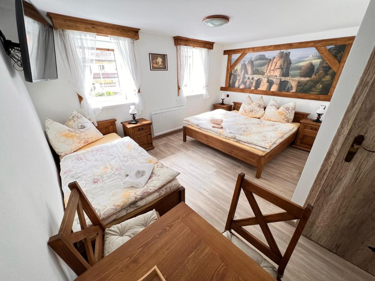 Pension Pod Skalou Hrensko Exterior photo